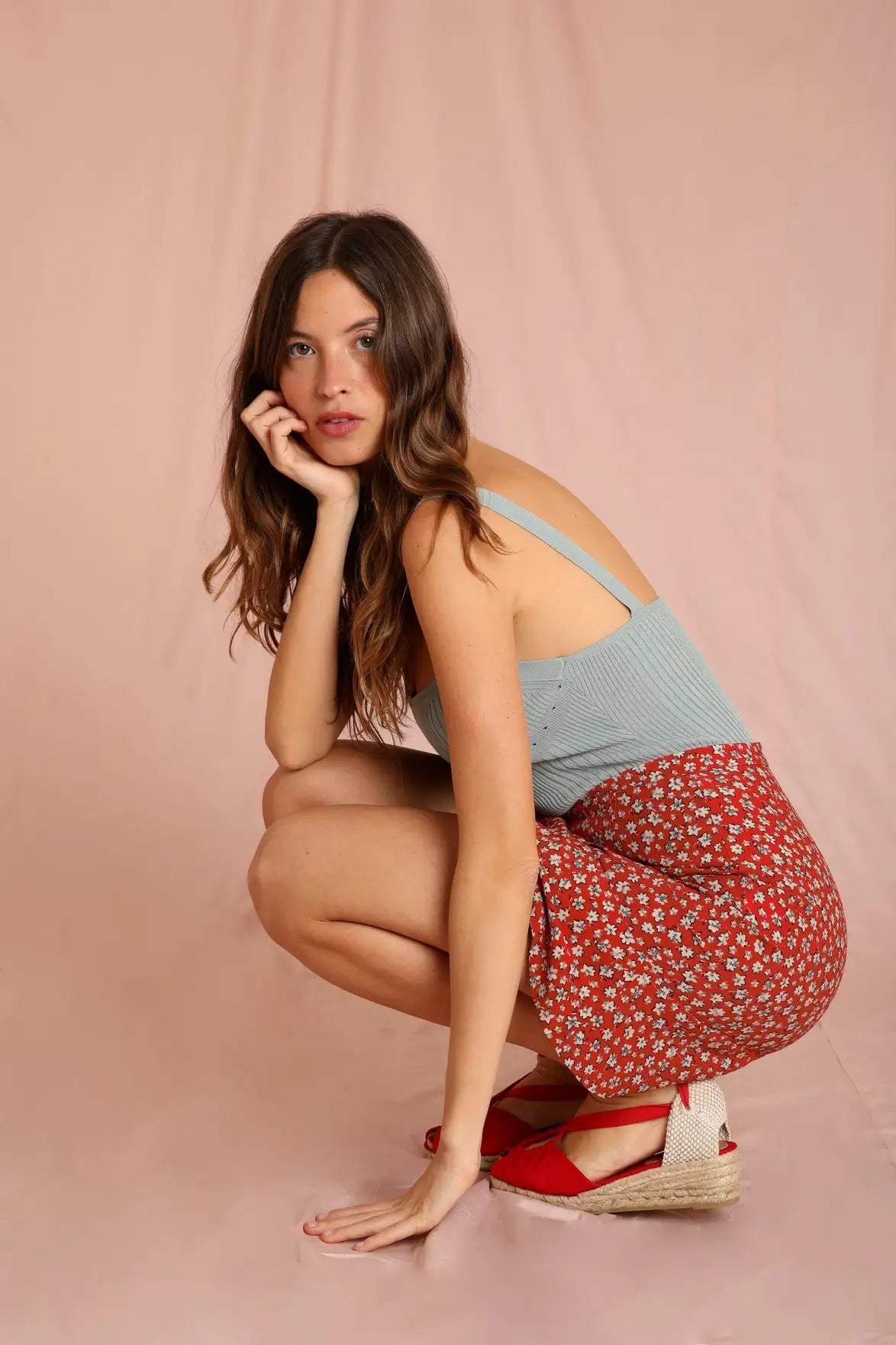 Floral Buttoned Ruffle Mini Skirt Red